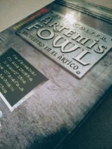 Artemis Fowl Encuentro en el Ártico crítica libro